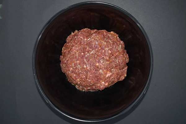 آماده کردن گوشت چرخ‌کرده