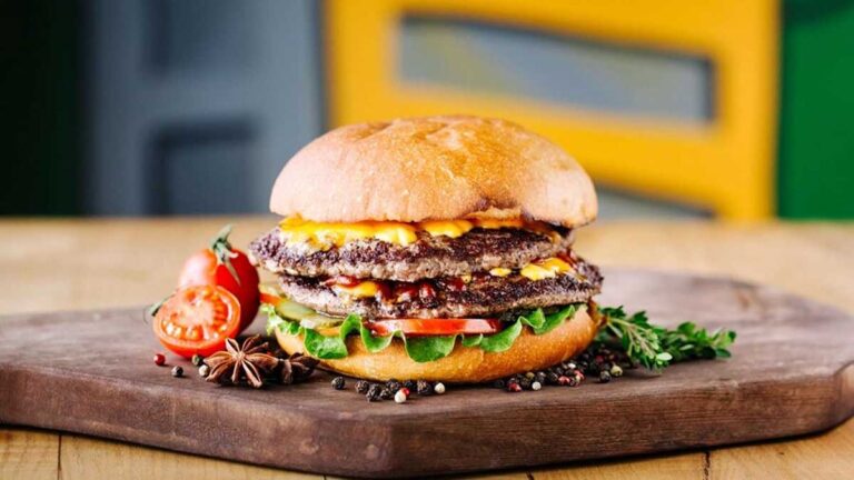 طرز تهیه همبرگر رستورانی