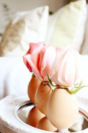تخم مرغِ گل و گلدان
