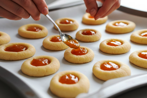 پخت و فیلینگ شیرینی مربایی ساده