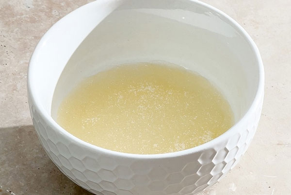 ترکیب ژلاتین با شیر برای کیک شارلوت 
