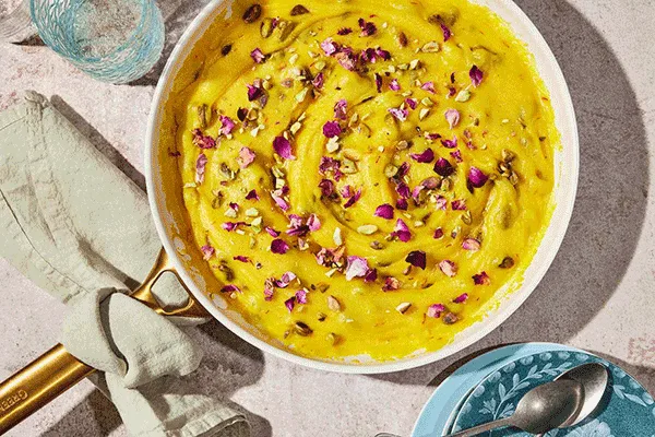 طرز تهیه دسر زعفرانی با نشاسته و بدون ژلاتین