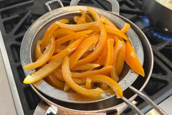 خلال پوست پرتقال