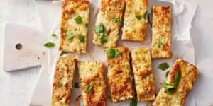 طرز تهیه نان سیر کتوژنیک