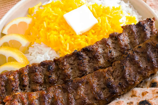 سرو کباب کوبیده با برنج
