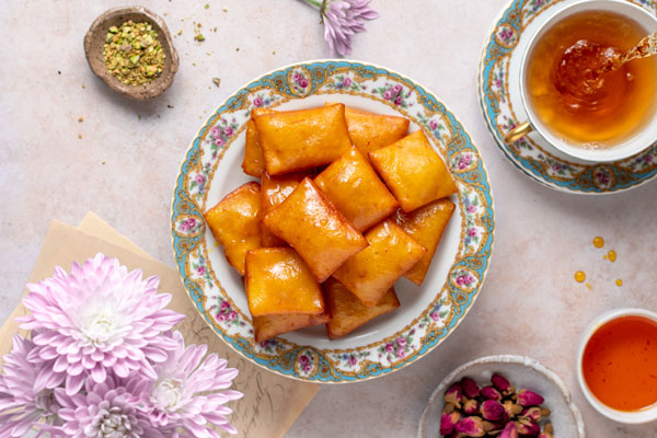 سرو گوش فیل خانگی با چای 