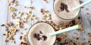 طرز تهیه شیر فندق خانگی