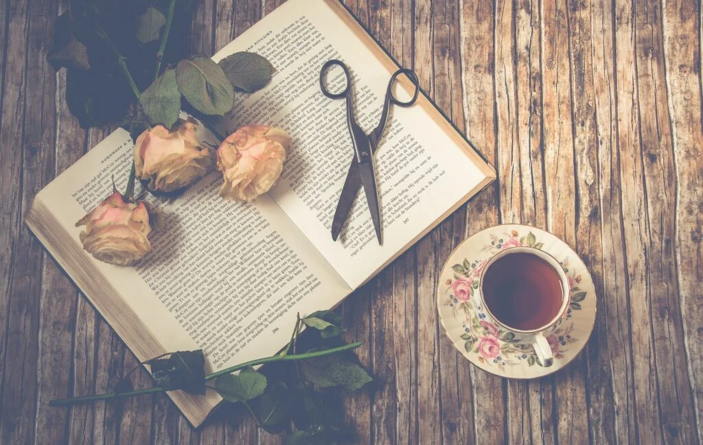 نقش چای در آثار ادبی 