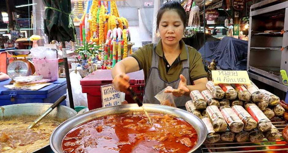 چیانگ مای تایلند بهترین شهر خیابان غذای خانگی