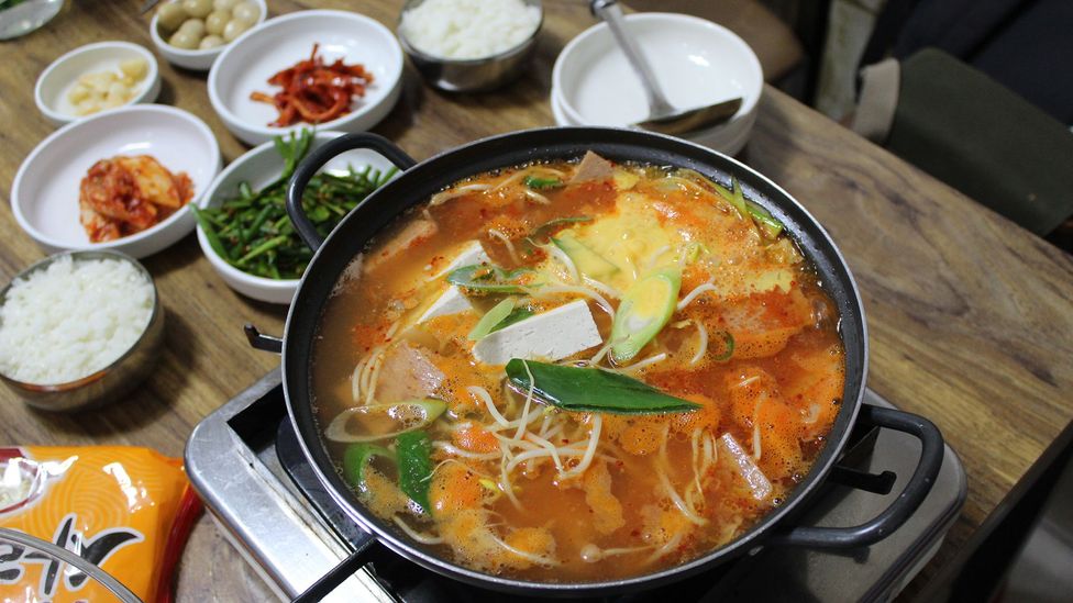 سوپ سبزیجات کره ای