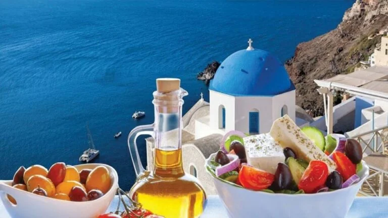 آشنایی با فرهنگ غذایی یونان