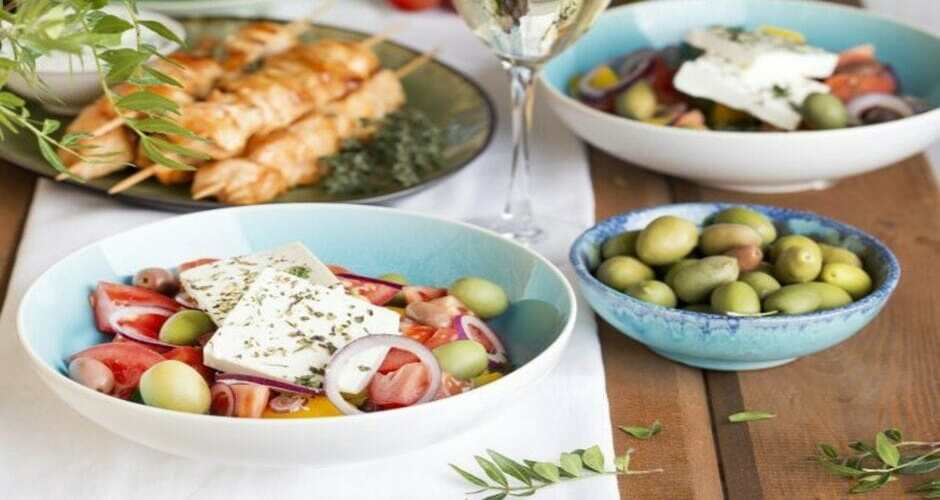 تاثیر کشورهای مختلف بر فرهنگ غذایی یونان