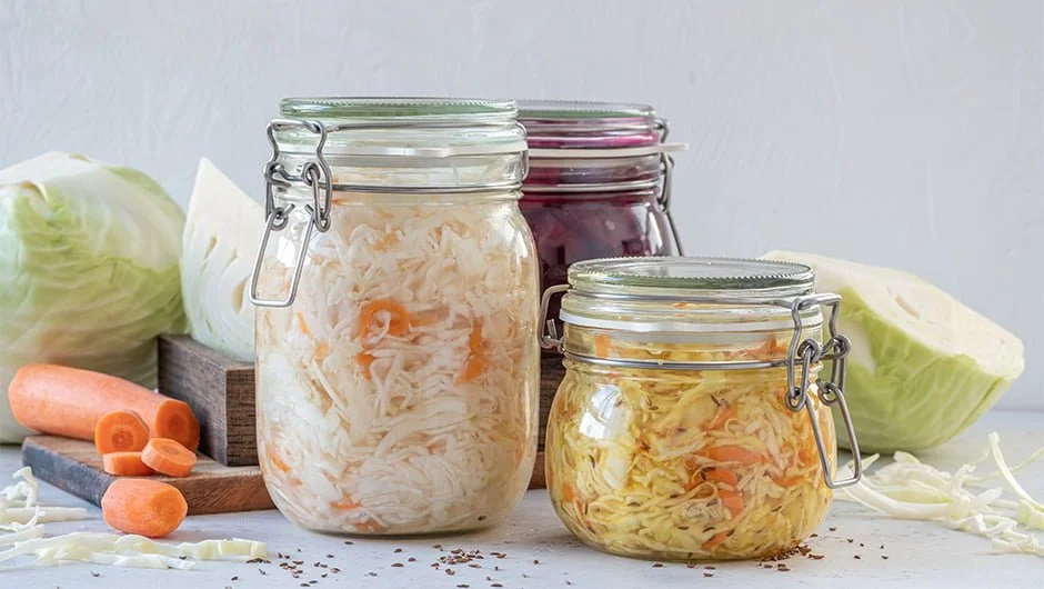 طرز تهیه ترشی ساورکرات یا کلم ترش تخمیری