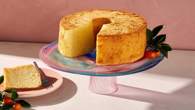 طرز تهیه کیک اسفنجی در توستر