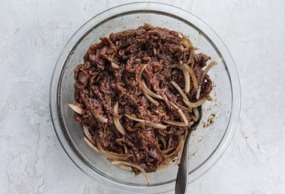 مزهدار کردن گوشت شاورما