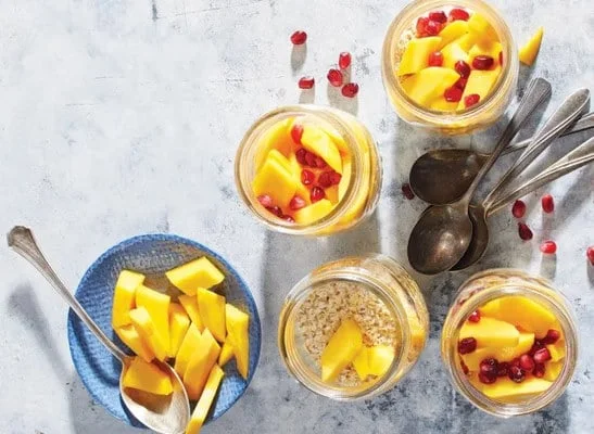 طرز تهیه اوتمیل با انبه و زنجبیل