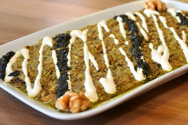 تزیین کشک بادمجان ساده