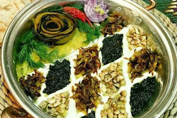 تزیین کشک بادمجان خاص