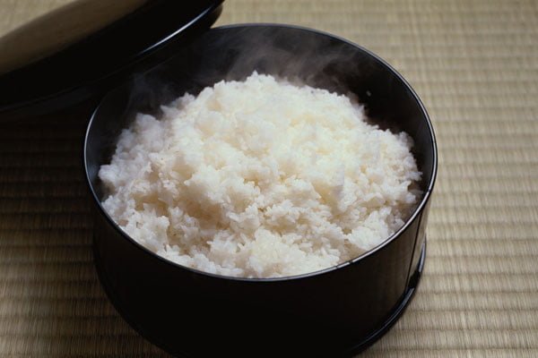 طرز تهیه برنج ساده در ماکروفر