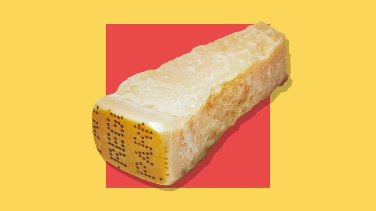 کالری پنیر پارمزان