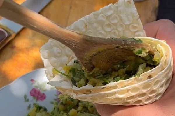پیچیدن نان سمبوسه