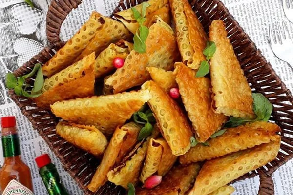 طرز تهیه سمبوسه سیب زمینی