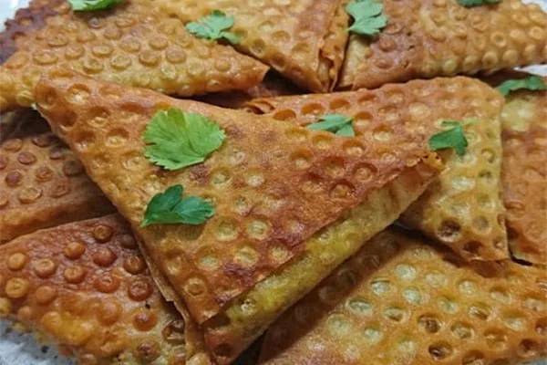 طرز تهیه سمبوسه سیب زمینی