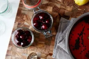 طرز تهیه ترشی آلبالو