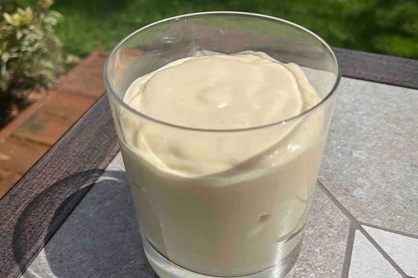 mango-and-cashew-smoothie