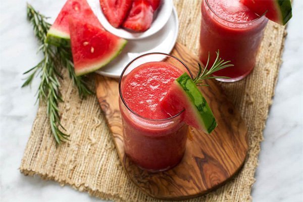 rosemary-watermelon-smoothie