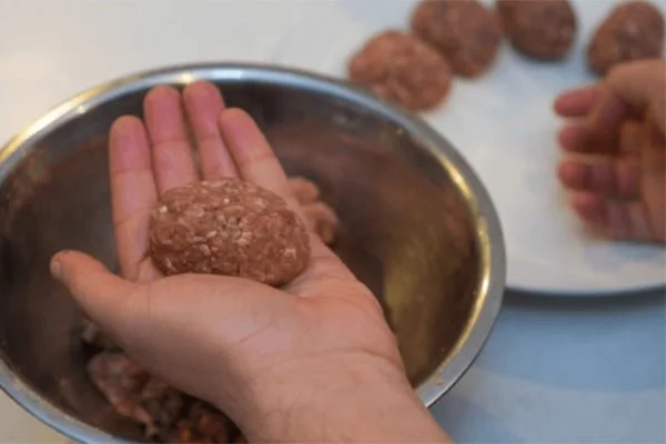 طرز تهیه شامی کباب بدون سیب زمینی