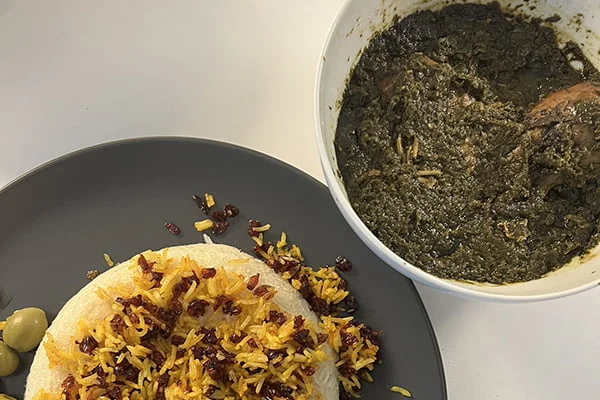 نکات و فوت و فن های تهیه مرغ ترش گیلانی