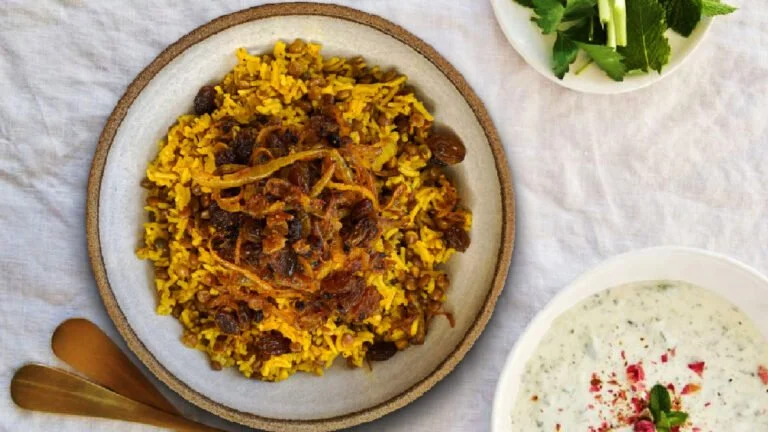 طرز تهیه عدس پلو با کشمش