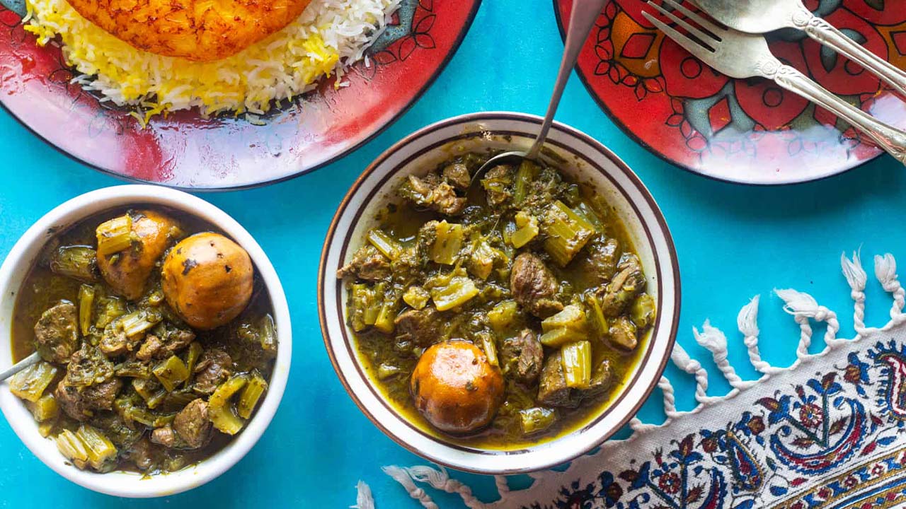 طرز تهیه خورشت کرفس مجلسی