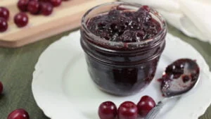 طرز تهیه مارمالاد آلبالو