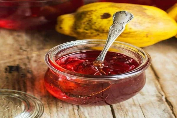 رنگ مربای به نگینی