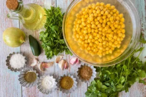 آماده کردن نخود برای فلافل