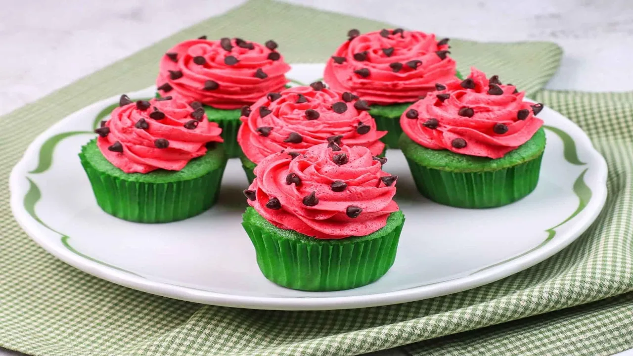 طرز تهیه کاپ کیک یلدایی