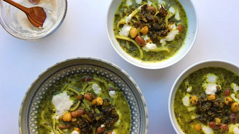 طرز تهیه آش رشته ساده و سریع