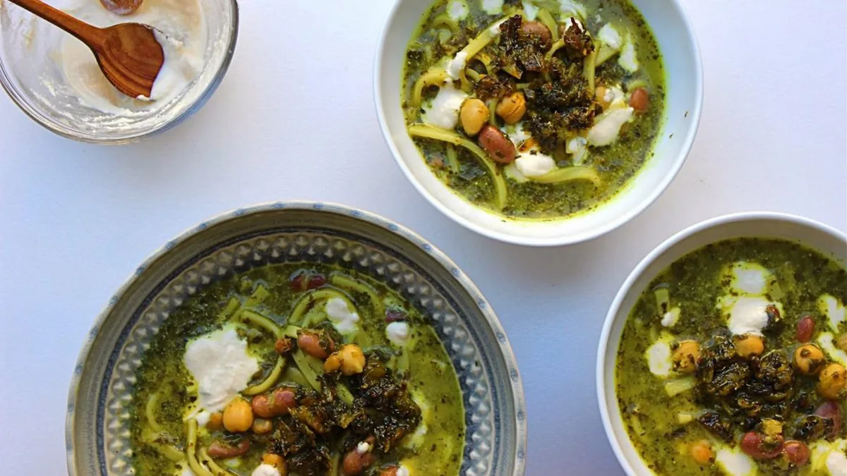طرز تهیه آش رشته ساده و سریع