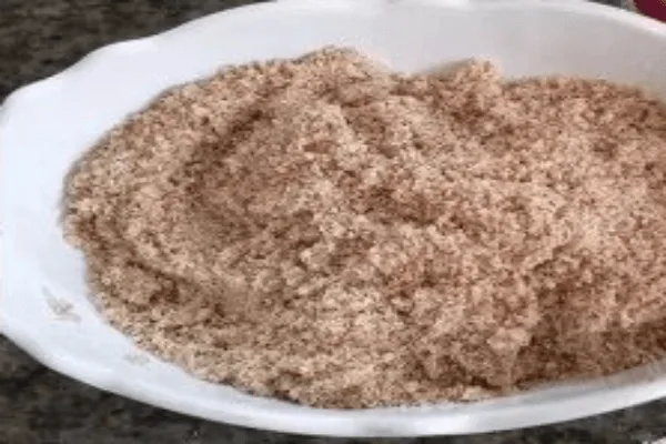 آماده کردن فیلینگ میانی قطاب 