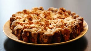 طرز تهیه رنگینک با خرمای له شده
