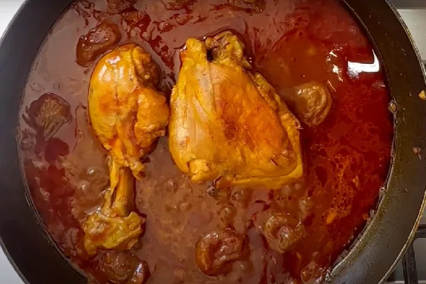 طرز تهیه خورشت مرغ و آلو