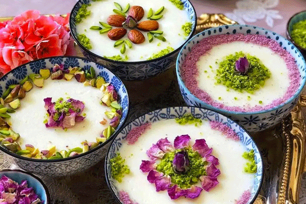 تزیین فرنی به شکل مجلسی 