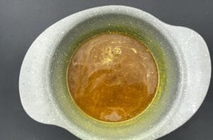 درست کردن شربت بار در طرز تهیه گوش فیل با ماست