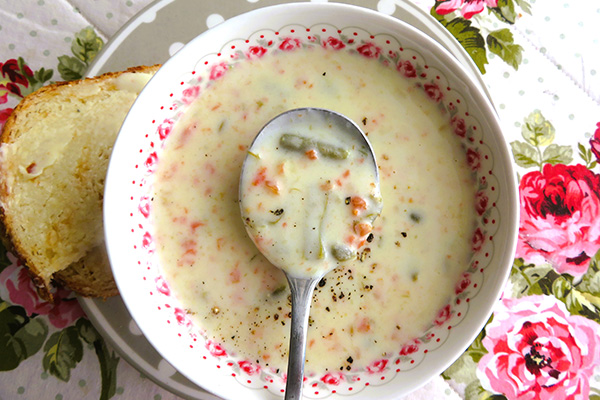 طرز تهیه سوپ خامه ای تبریزی
