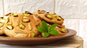 طرز تهیه قرابیه بادام