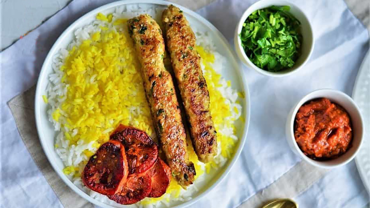 طرز تهیه کباب تابه ای مرغ با سیب زمینی