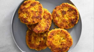 طرز تهیه کوکو سیب زمینی بدون تخم مرغ