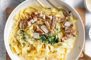 طرز تهیه پاستا آلفردو با فتوچینی